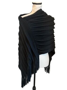 Envision Studio Black Metallic Thread Knit Ruana Shawl Wrap Cape Fringe OS